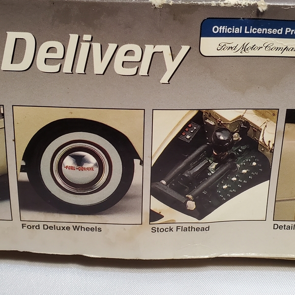 AMT Ertl 1940 Ford Sedan Delivery Model Kit #8215 Scale 1/25 SEALED BOX NEW. - Picture 13 of 14